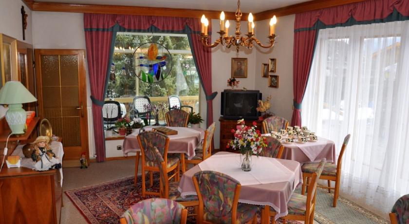 Fruehstueckspension Haus Golker Seeboden am Millstätter See Exterior foto